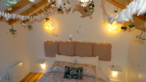 Гостиница Rose Green Loft  Atiães
